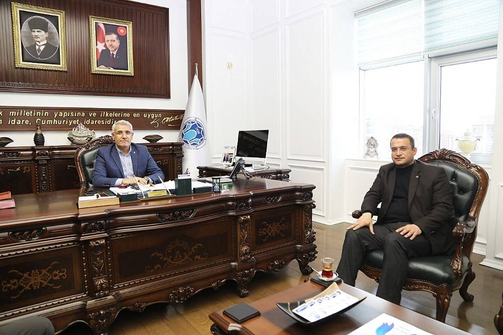 Hizmet-İş Sendikasından Başkan Güder'e Ek Maaş Teşekkürü
