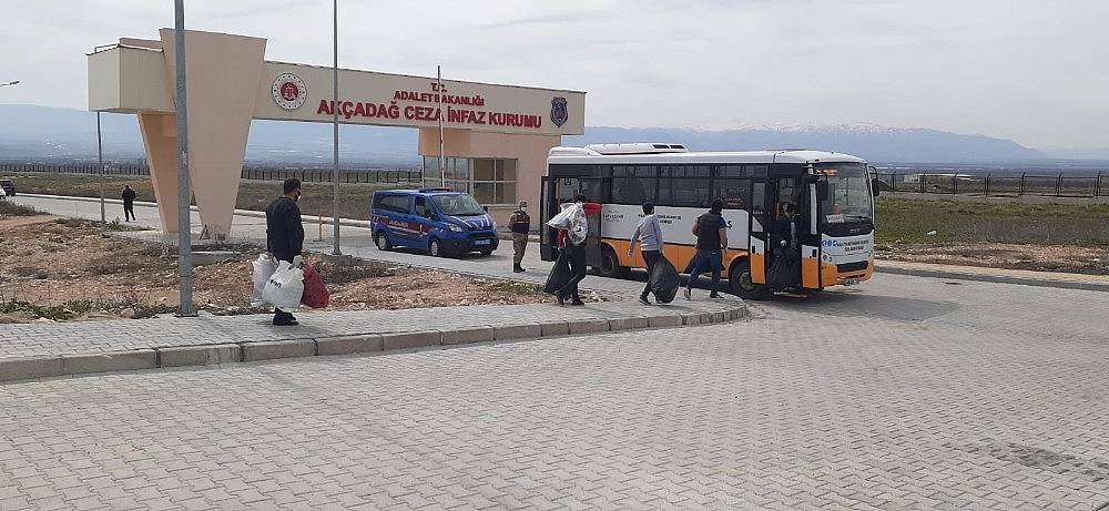 Akçadağ Açık Ceza İnfaz Kurumunda Tahliyeler Başladı