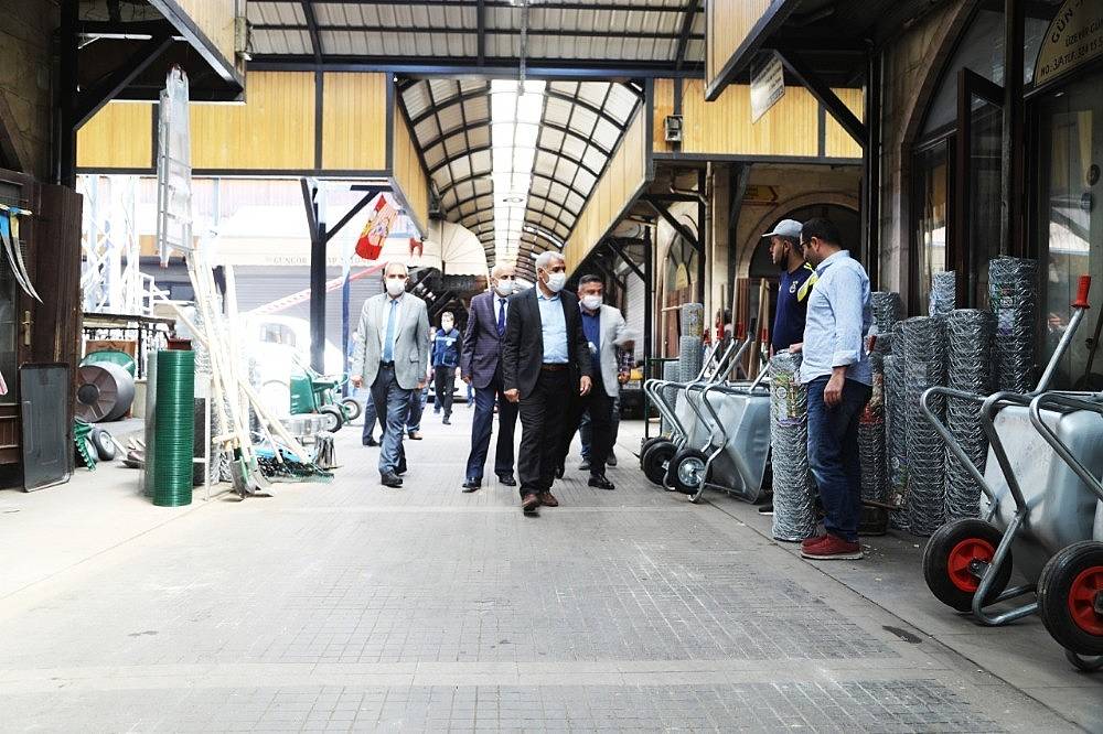 Güder'den Bakırcılar Çarşısı Esnafına Maske