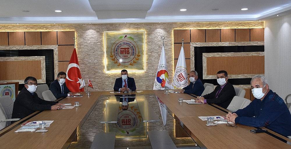 Kayısıda Monilya Hastalığı Nedeniyle Alarma Geçildi