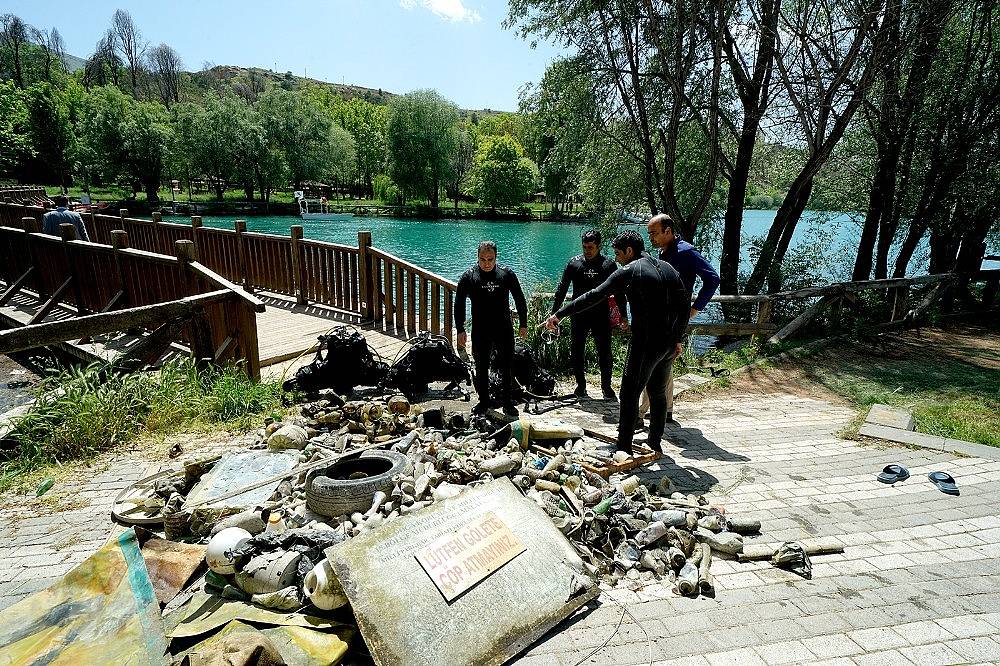 Orduzu Pınarbaşı Göletinde Su Altı Temizlik Çalışması Yapıldı