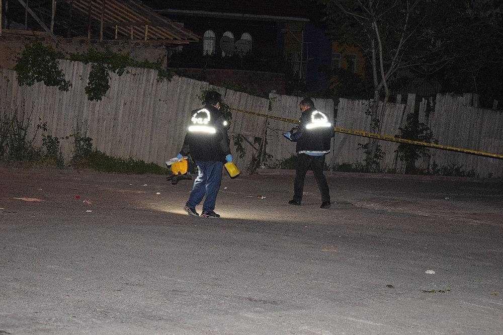 Sözlü Tartışma Silahlı Kavgaya Dönüştü: 1 Yaralı
