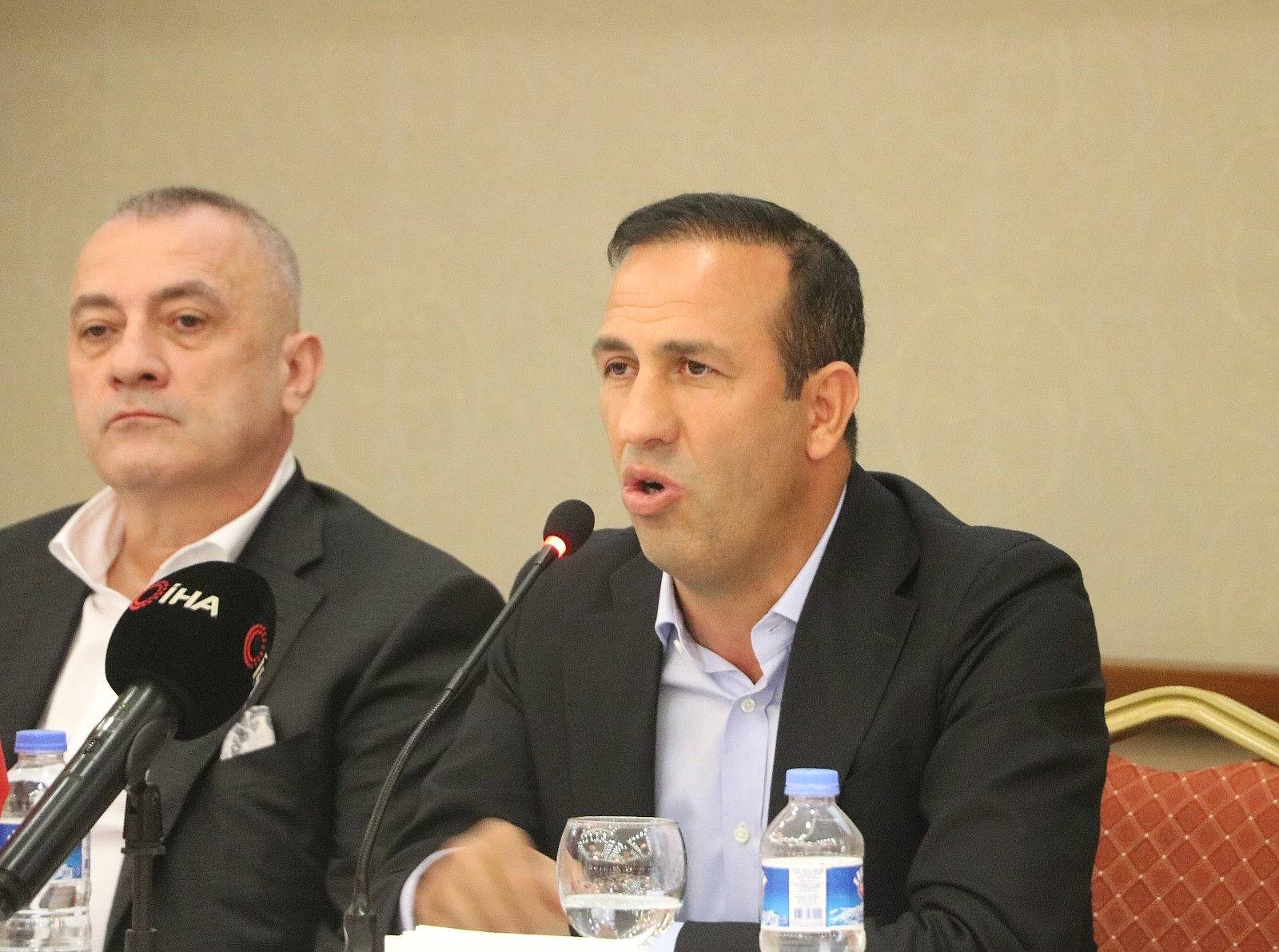 Başkan Gevrek'ten, Sadık Çiftpınar açıklaması