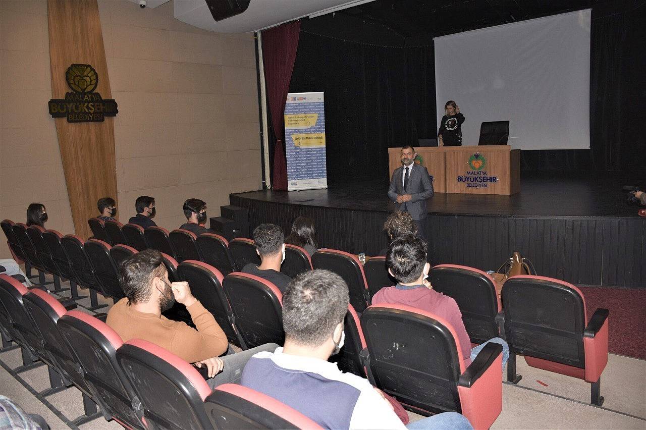 Malatya gençlere erasmus semineri