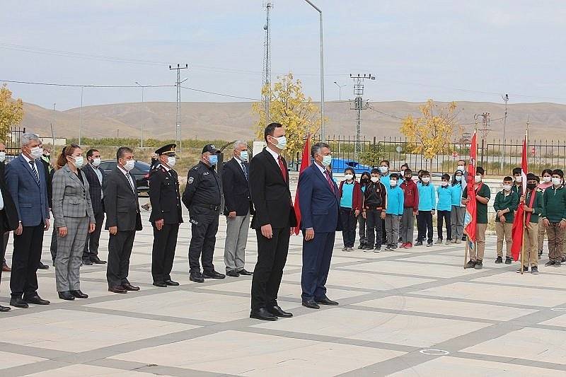 Malatya'nın ilçelerinde Cumhuriyet Bayramı coşkusu