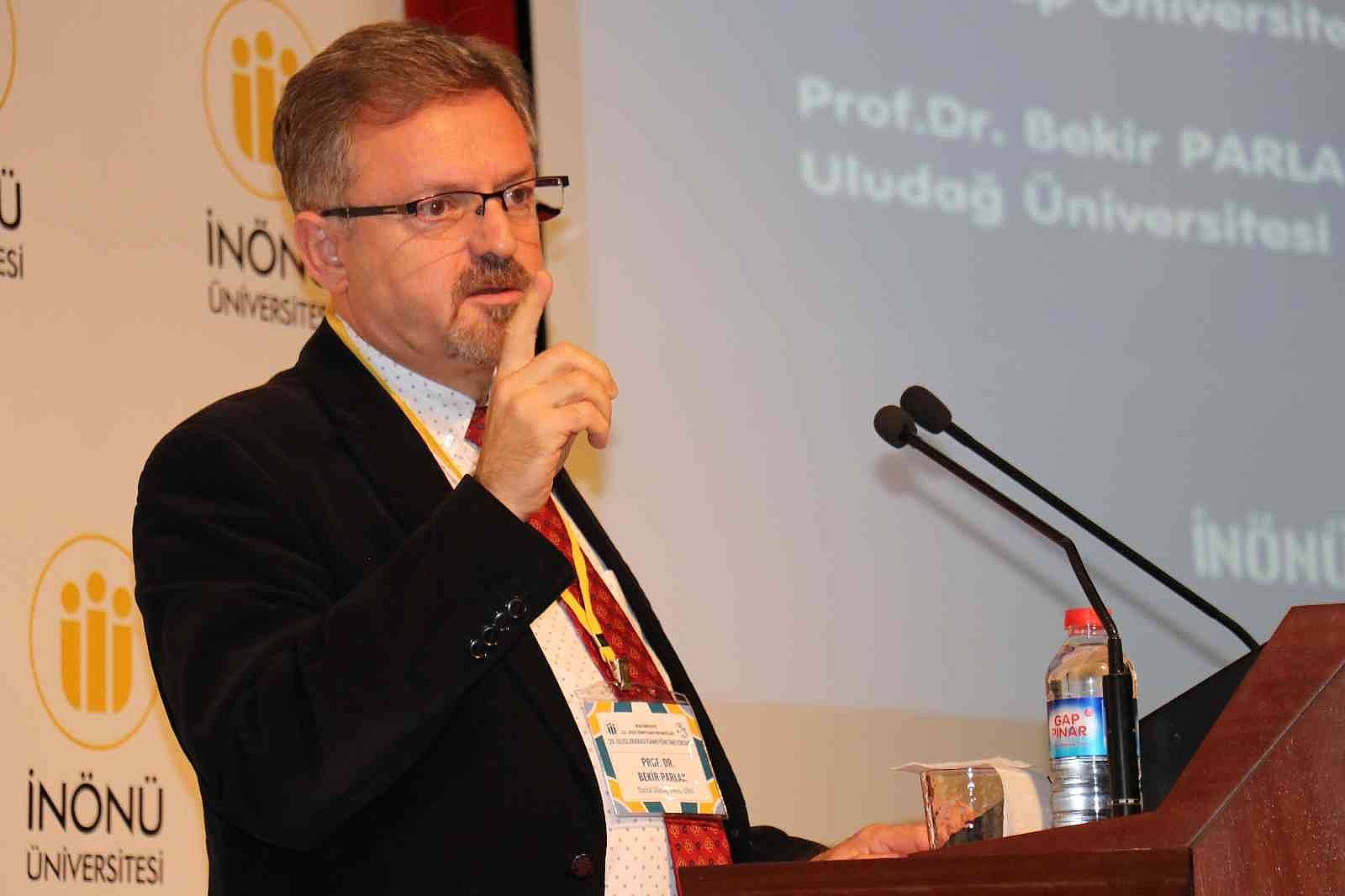 Terör konulu panelde siber saldırı uyarısı
