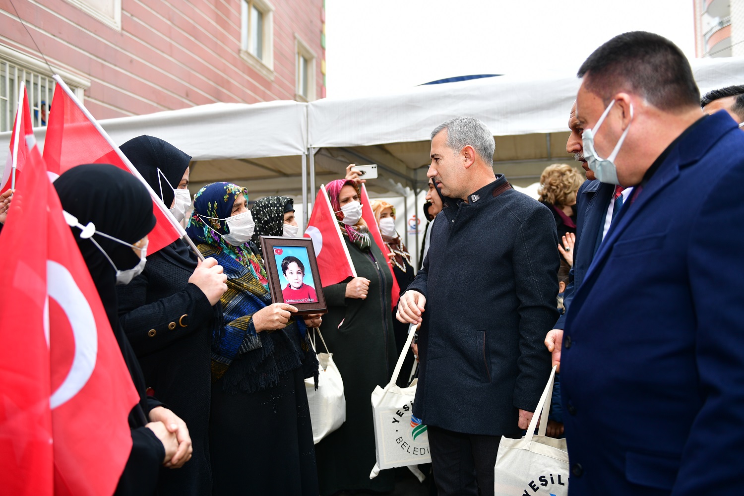Çınar; “Diyarbakır Anneleri Asla Yalnız Değildir”