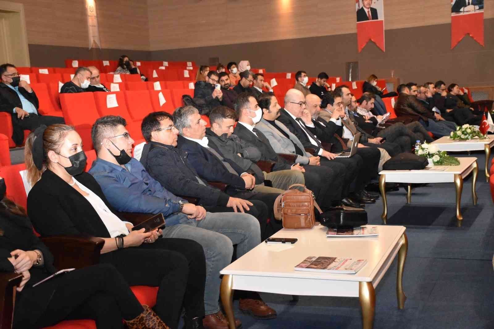 MTÜ'de Canlı Cerrahi Sempozyumu düzenlendi
