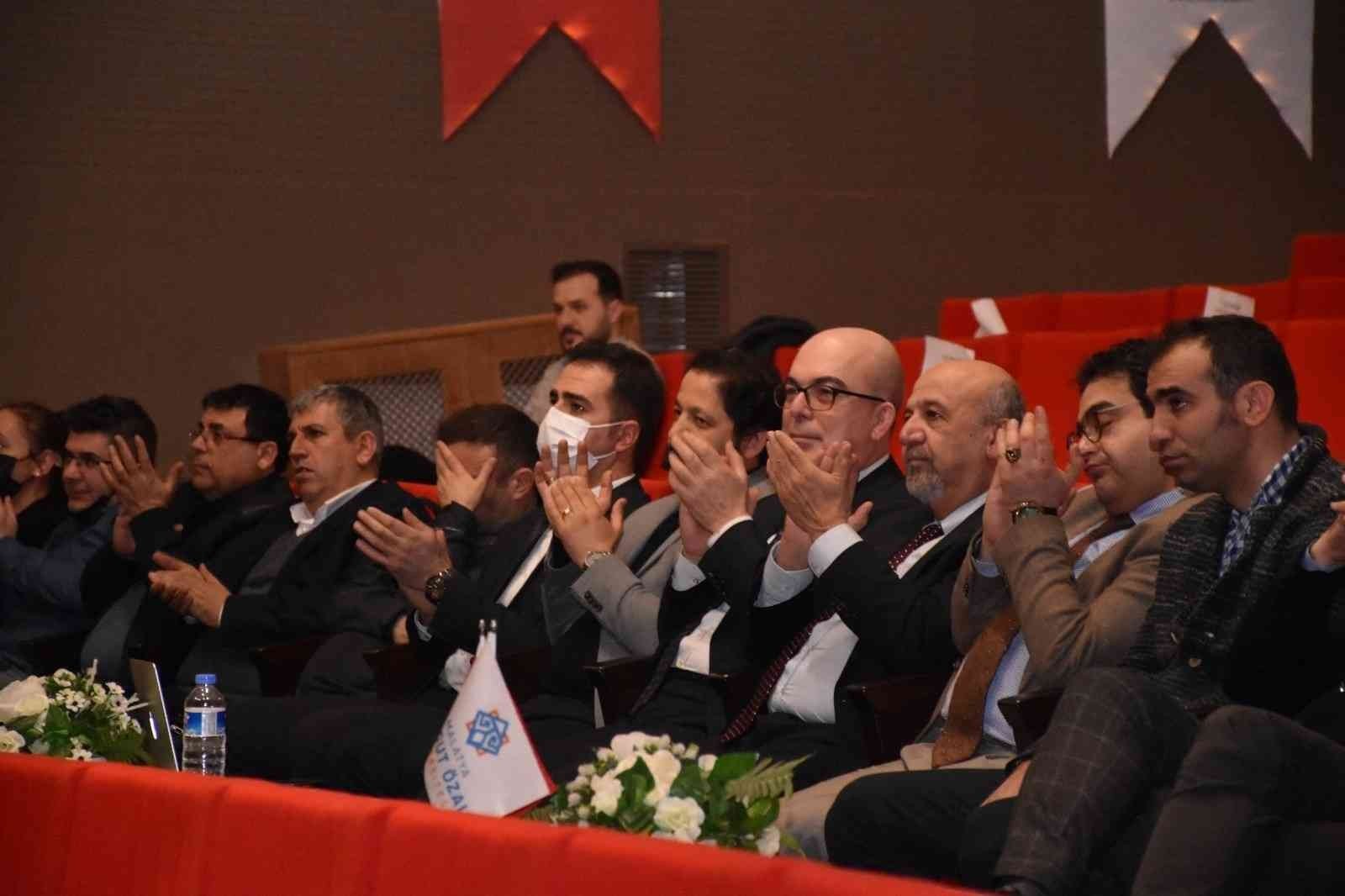 MTÜ'de Canlı Cerrahi Sempozyumu düzenlendi