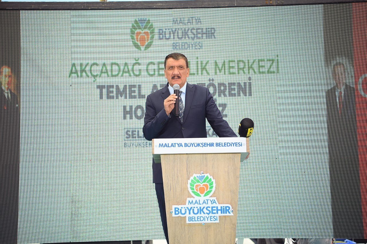 Akçadağ Gençlik Merkezi'nin temeli atıldı