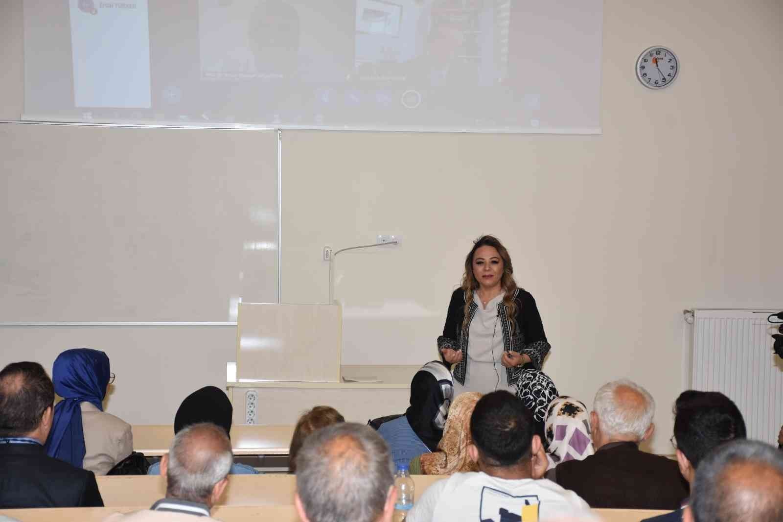 Tazelenme Üniversitesi'nde ilk ders heyecanı yaşandı