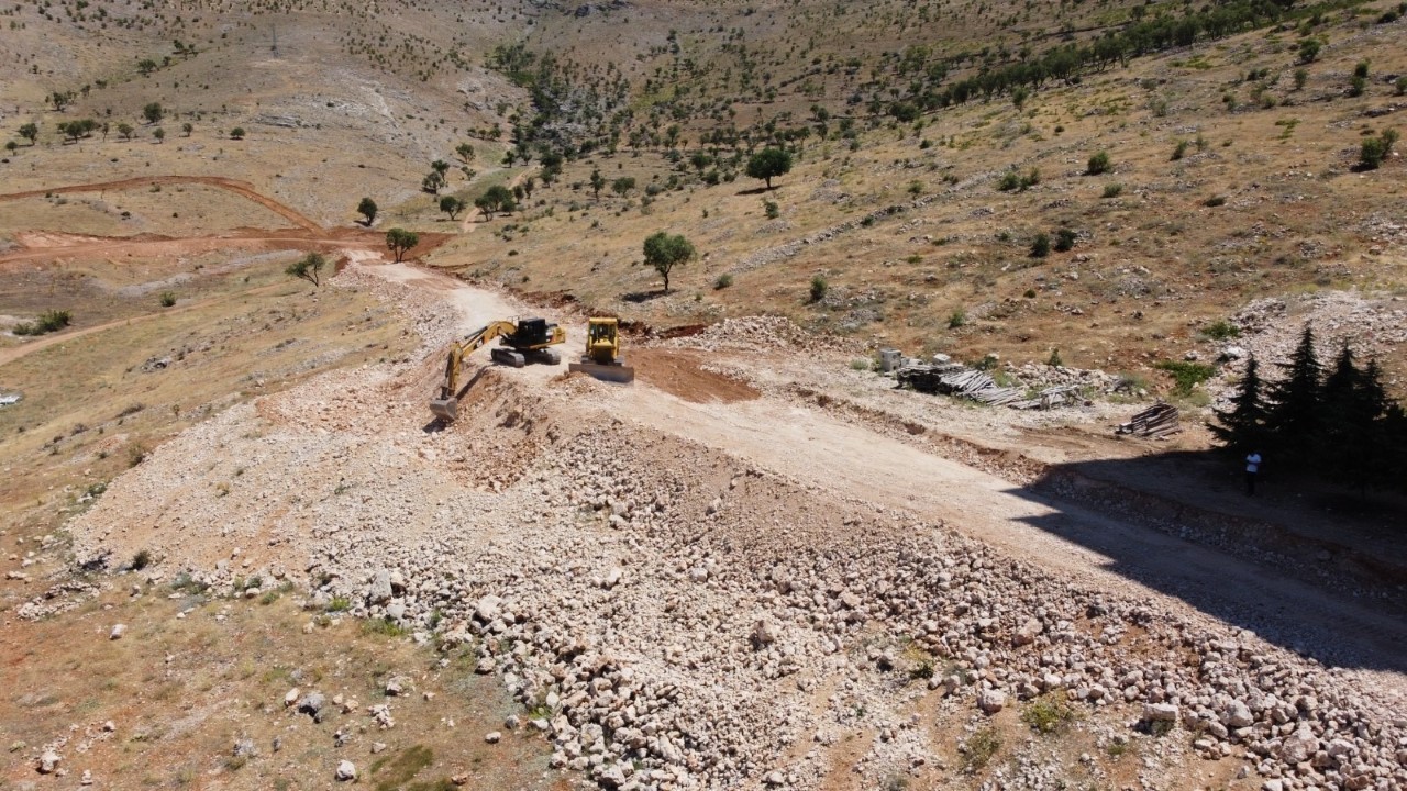 Battalgazi'de yeni yol açma çalışmaları sürüyor