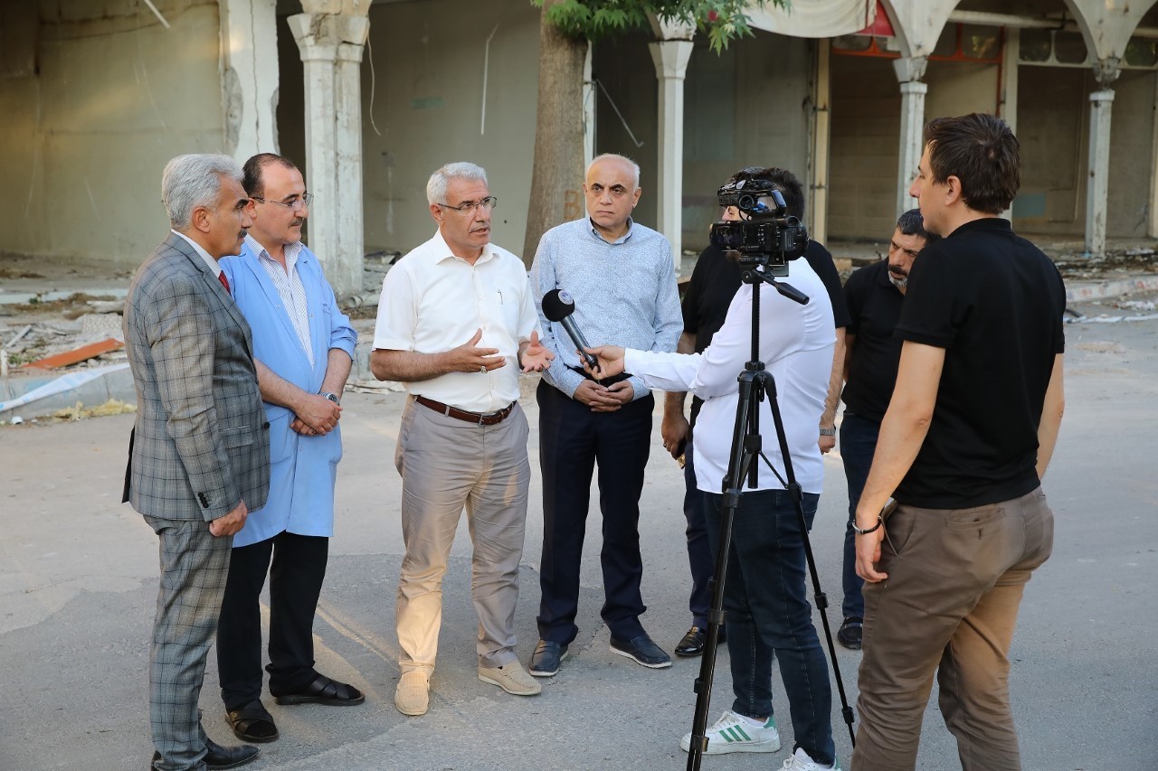 Eski kaymakamlık binasının yıkımına başlandı