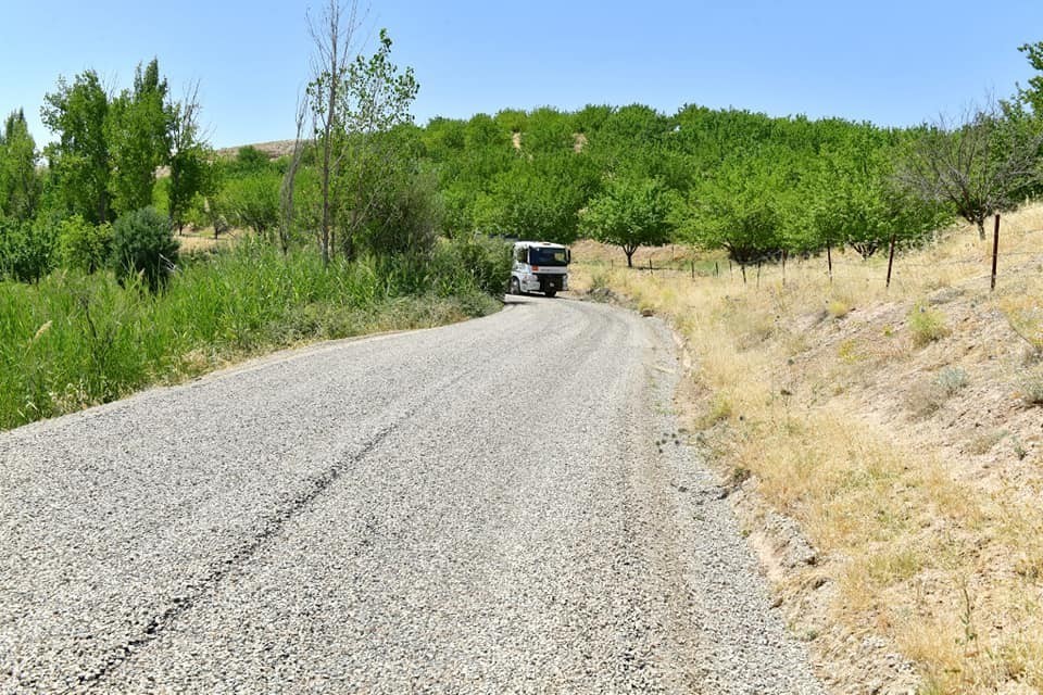 Yeşilyurt'ta Çayırköy ve Karahan arasına konforlu yol