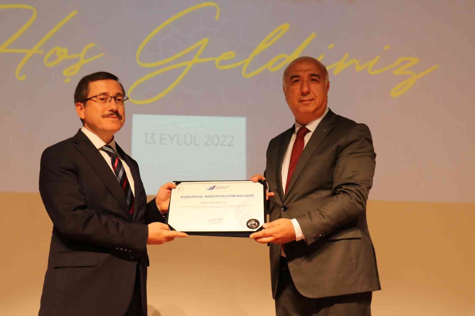 İnönü Üniversitesi'ne Akreditasyon Belgesi