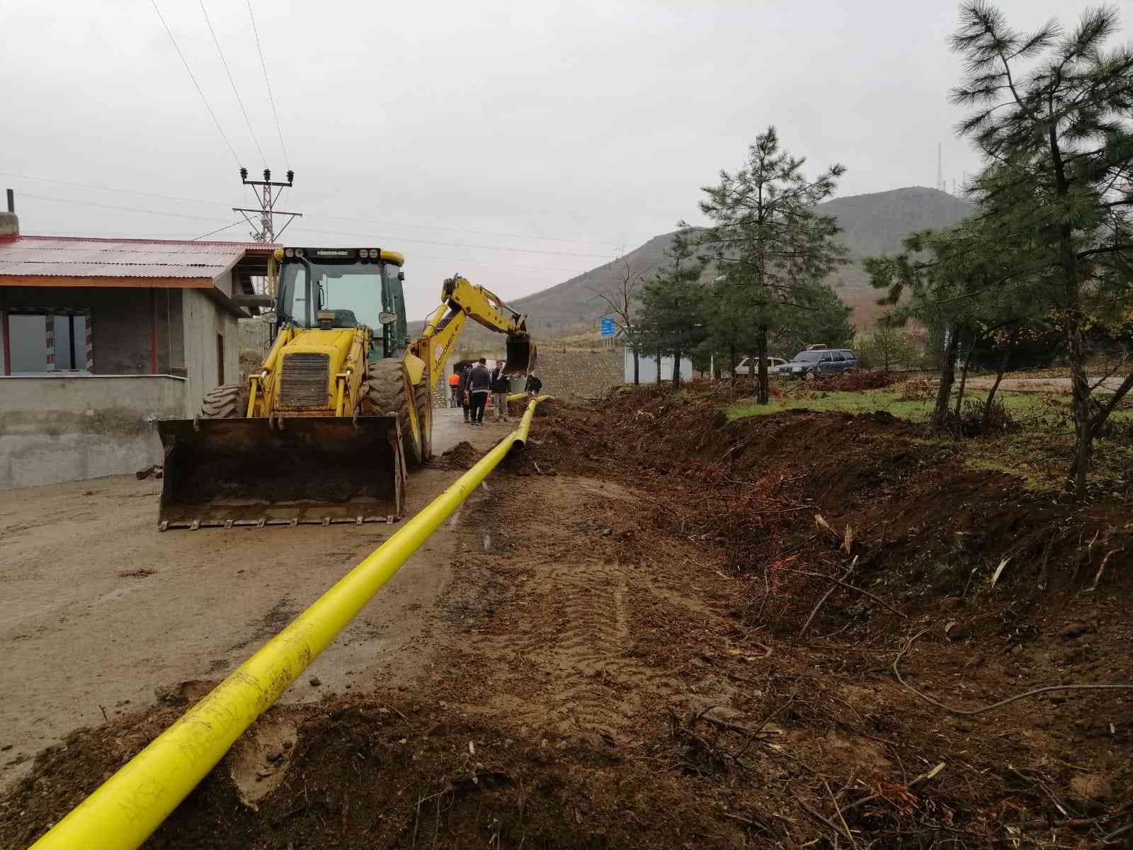 Arapgir'de doğalgaz çalışmalarına başlandı