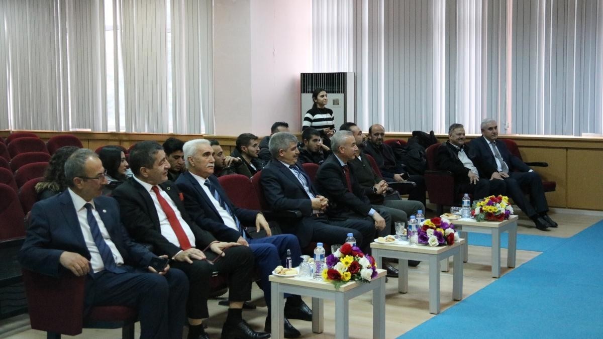 Başkan Cömertoğlu'ndan öğrencilere eğitim tavsiyesi