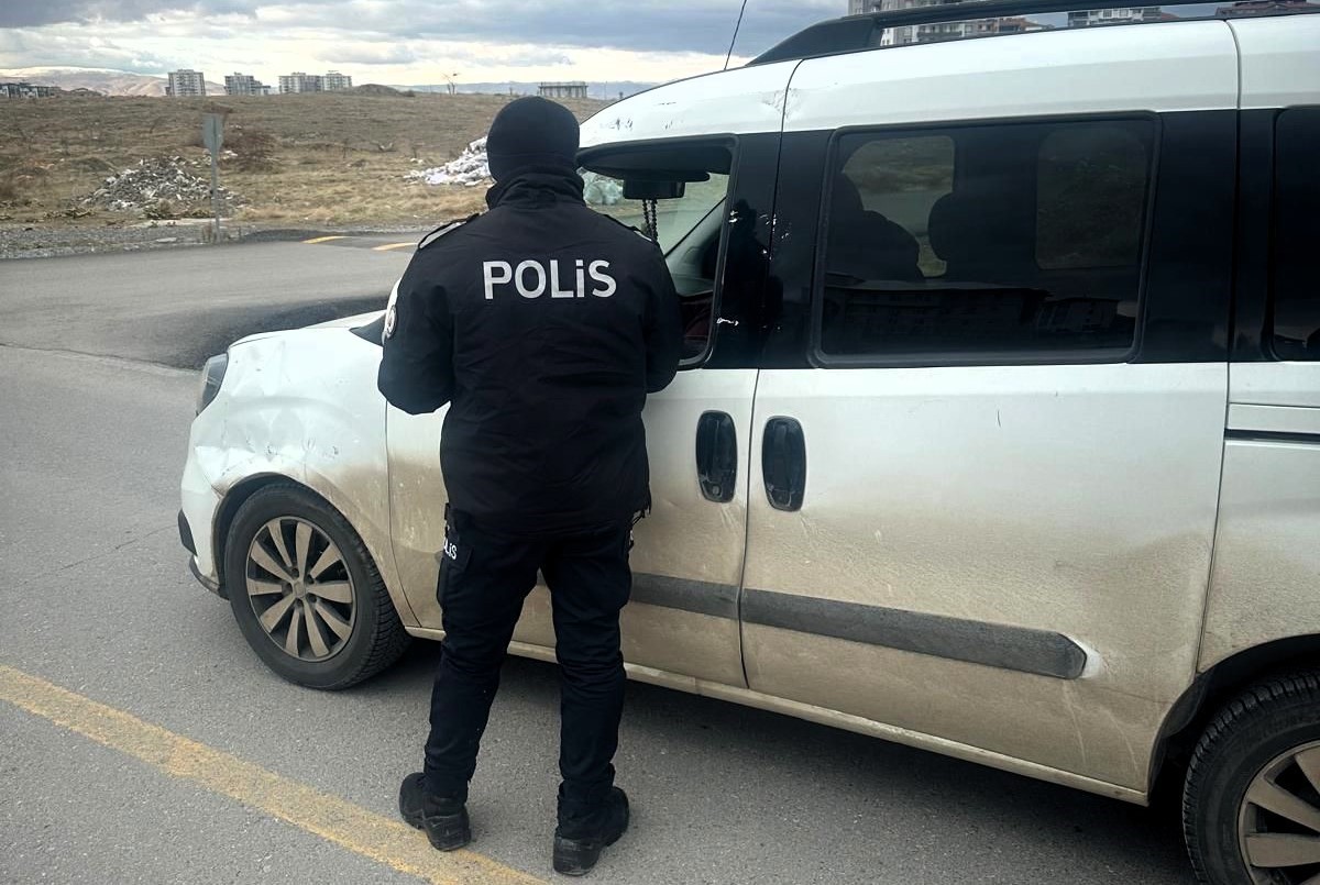 Malatya'da huzur ve güven uygulamasında 32 şahıs yakalandı