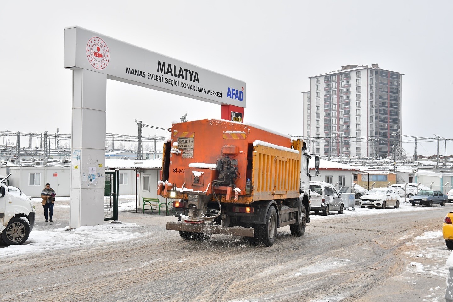 Başkan Geçit, "Tüm ekiplerimizle sahadayız"