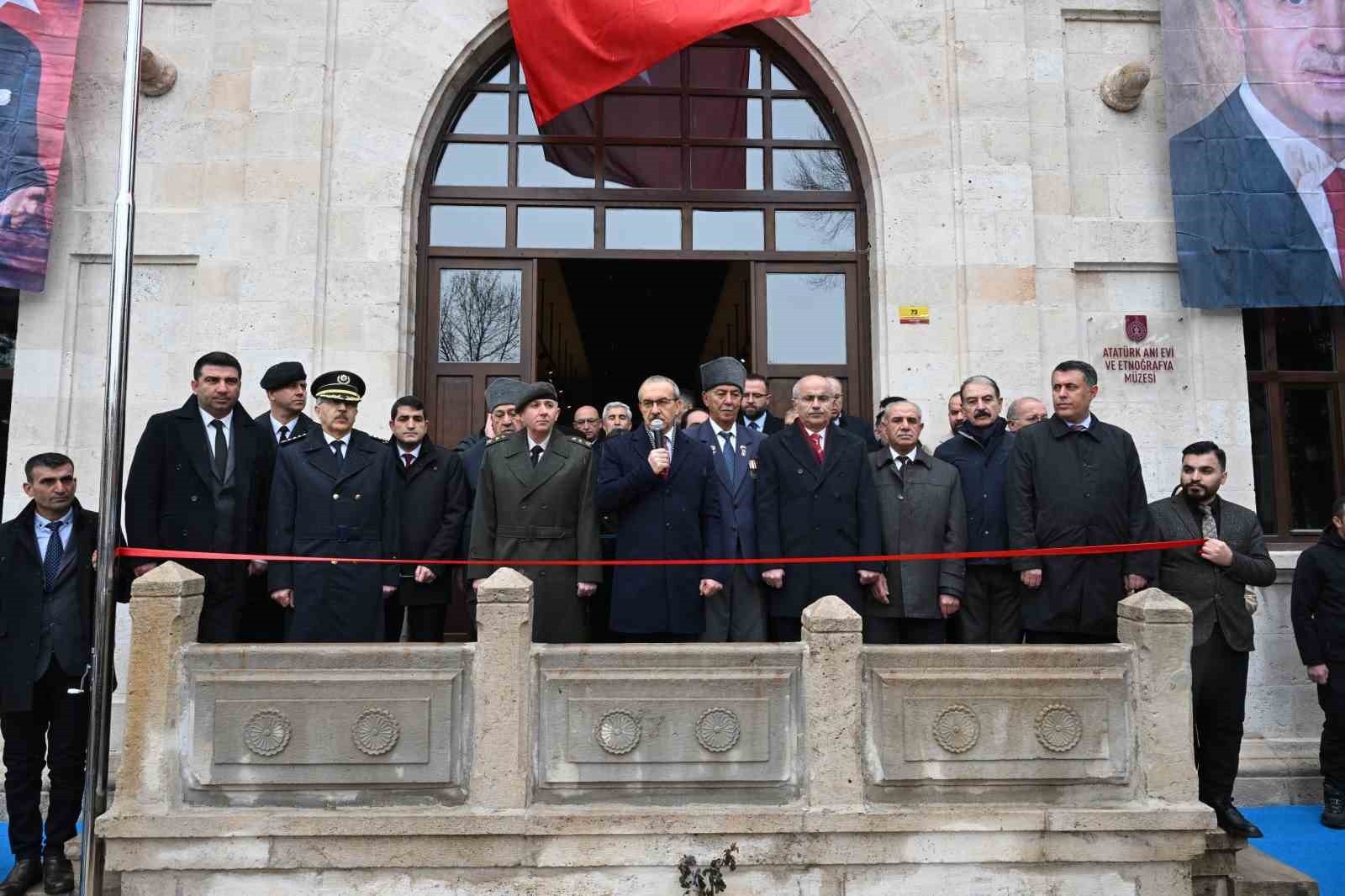 Depremde hasar alan Atatürk Evi yeniden hizmete girdi