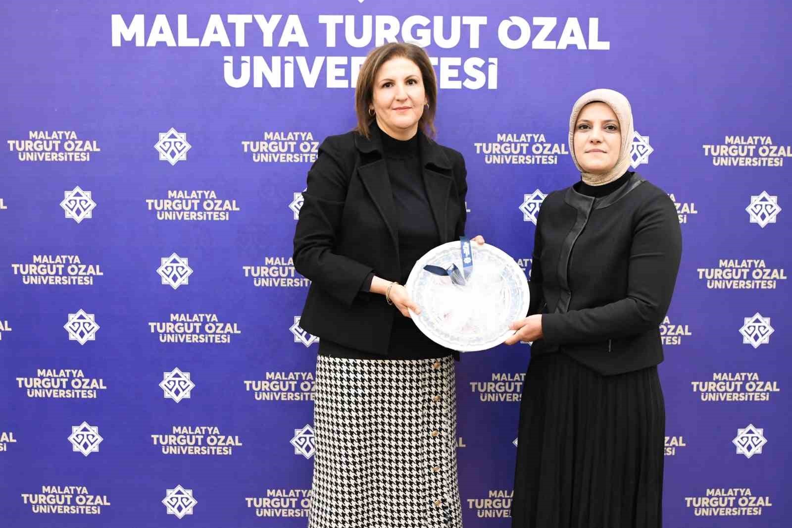"Yıkımın Ardında Umut ve Dayanışma Söyleşisi" düzenlendi