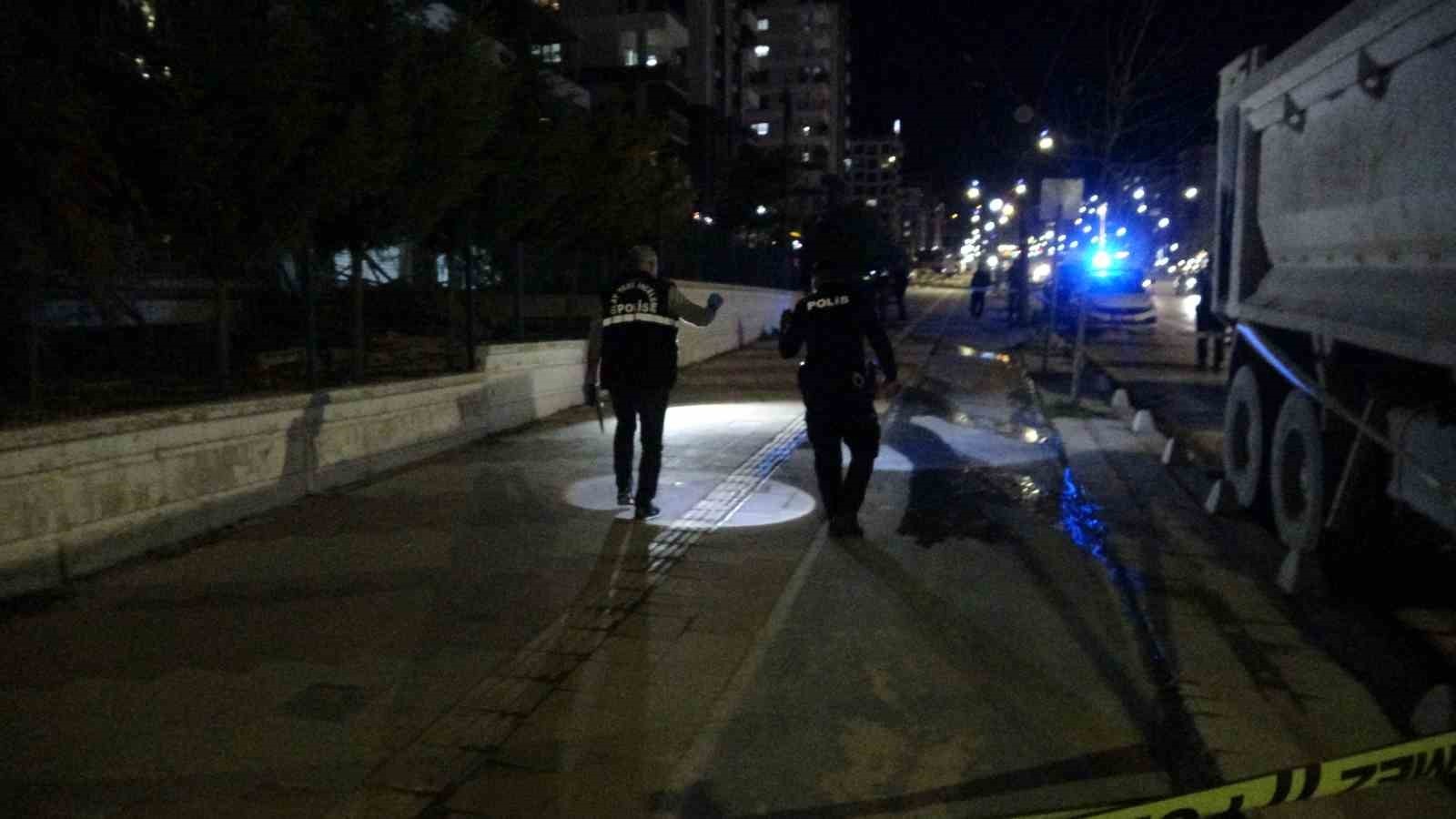 Malatya'da "Aracıma su sıçrattın" kavgası: 5 yaralı