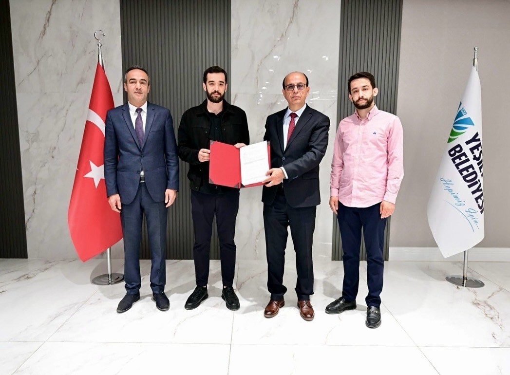 Başkan Geçit'in 'taziye evleri' projesine destek sürüyor