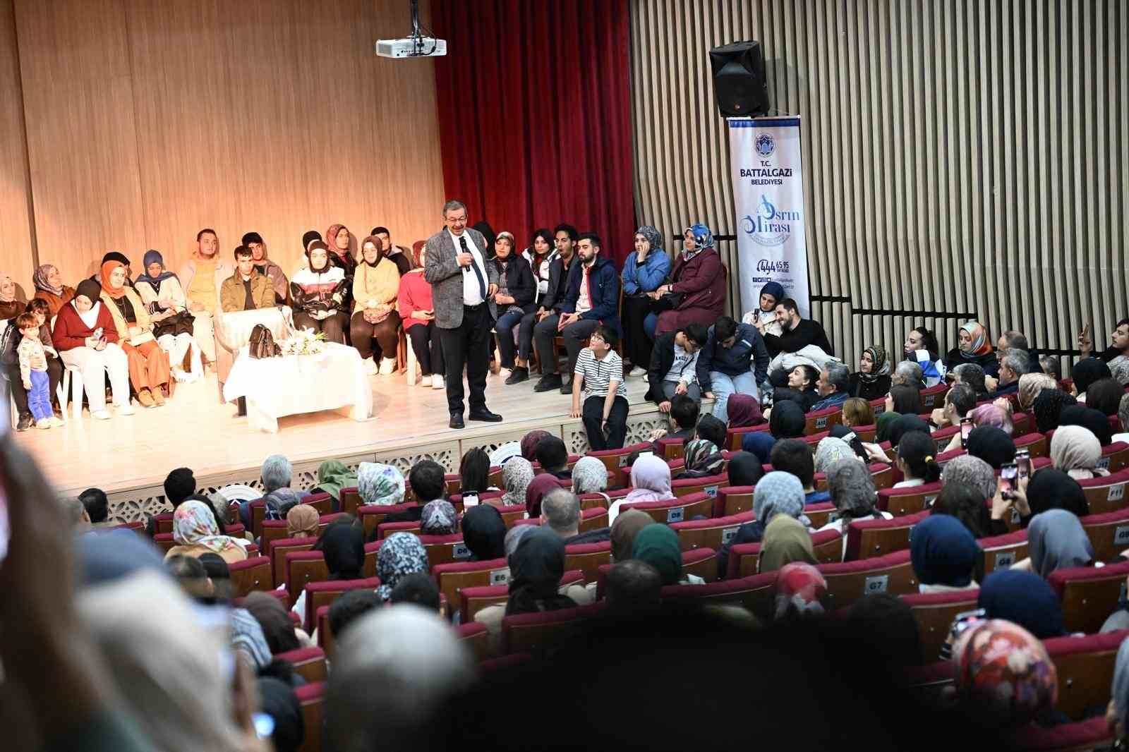 Hayati İnanç Battalgazi'de gönüllere dokundu