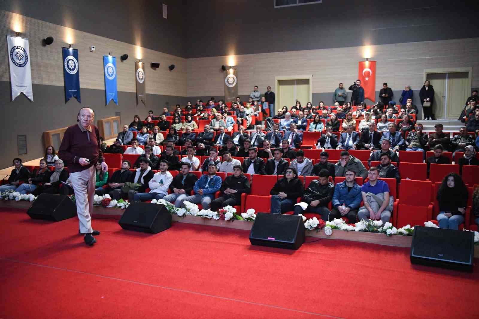 'Küresel Isınma ve İklim Değişikliğinin Türkiye'ye Etkileri semineri düzenlendi