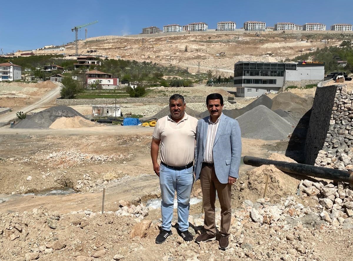 Başkan Taşkın, Çınarpark alanında incelemelerde bulundu