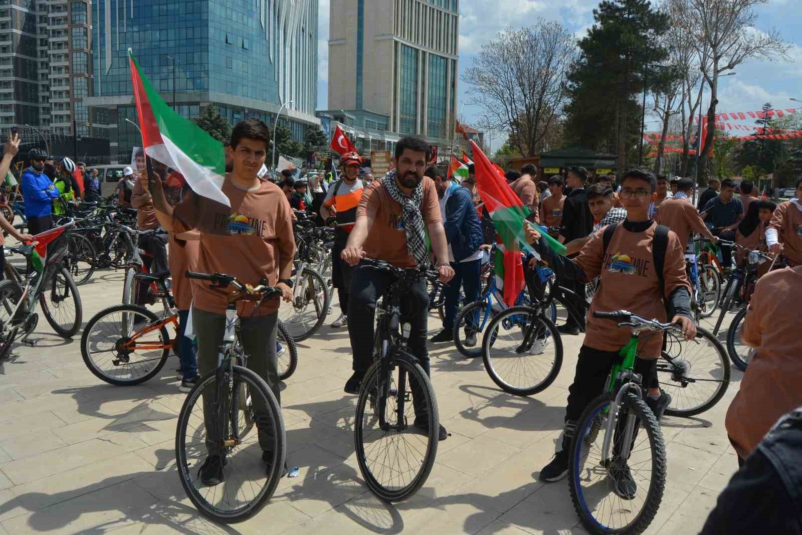 Malatya'da "Gazze için sür ve diren" etkinliği düzenlendi