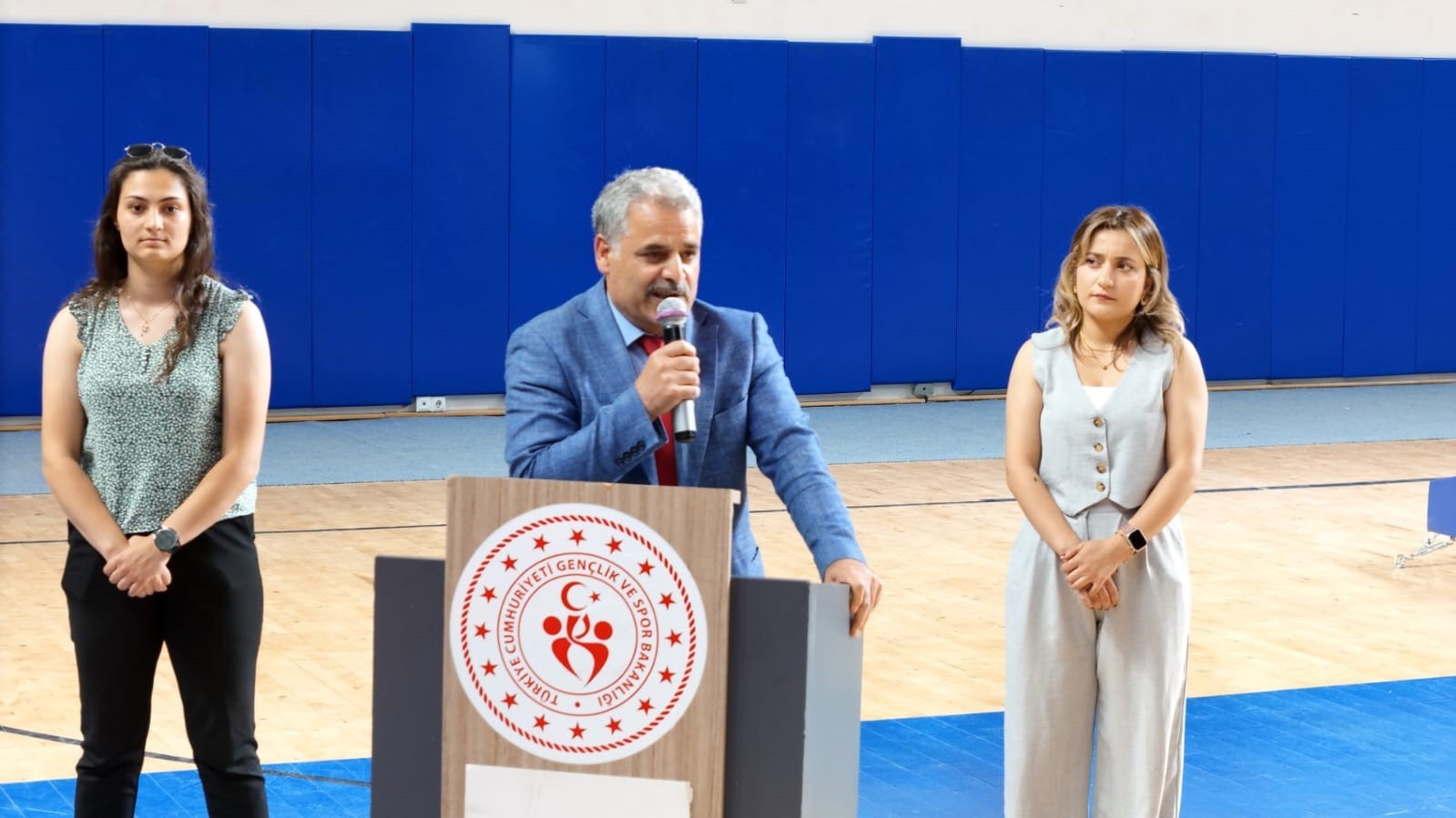 Malatya'da voleybolda kupalar sahibini buldu