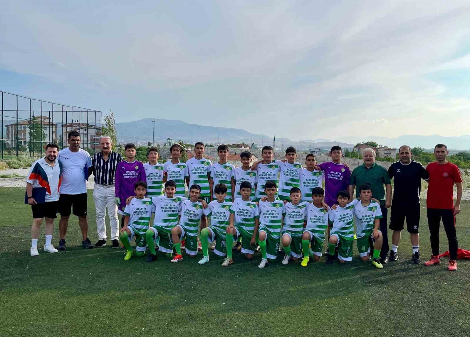 Depremzede sporculardan 5'i bir yerde şampiyonluk