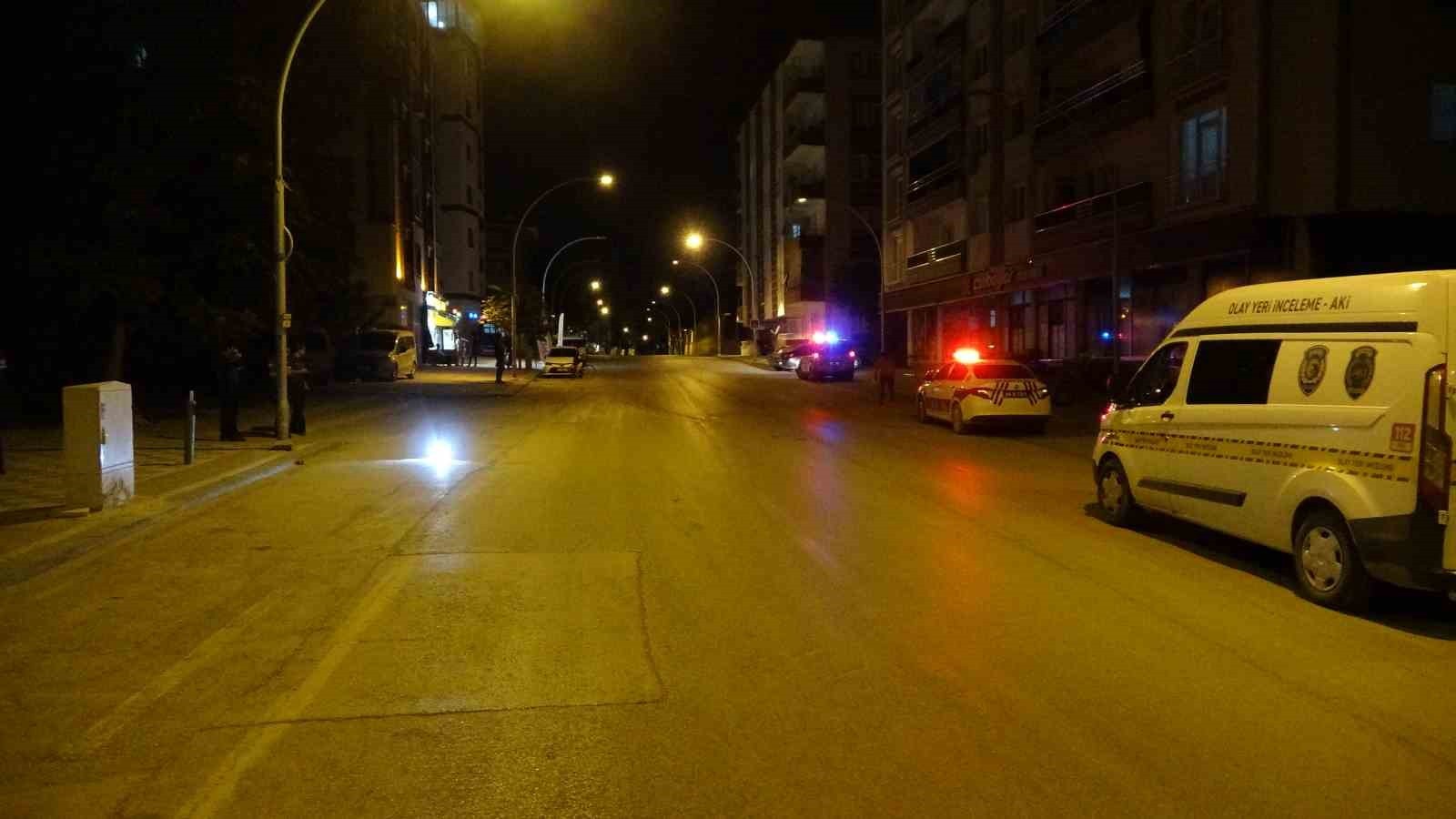Malatya'da silahlı ve bıçaklı kavga: 1 yaralı