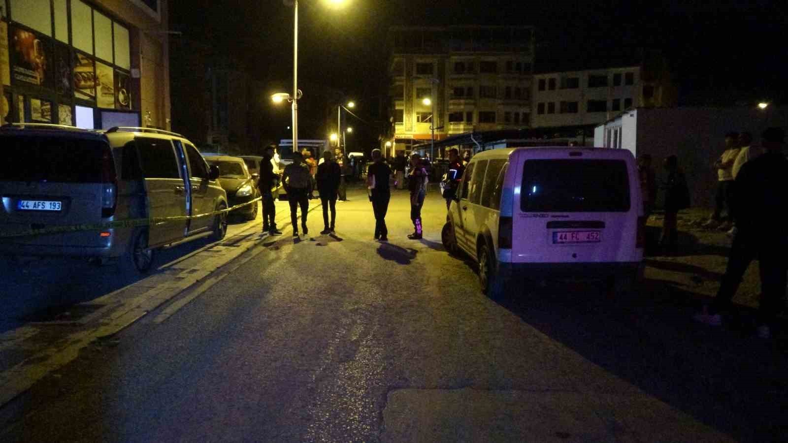 Malatya'da kafeye silahlı saldırı: 2 yaralı