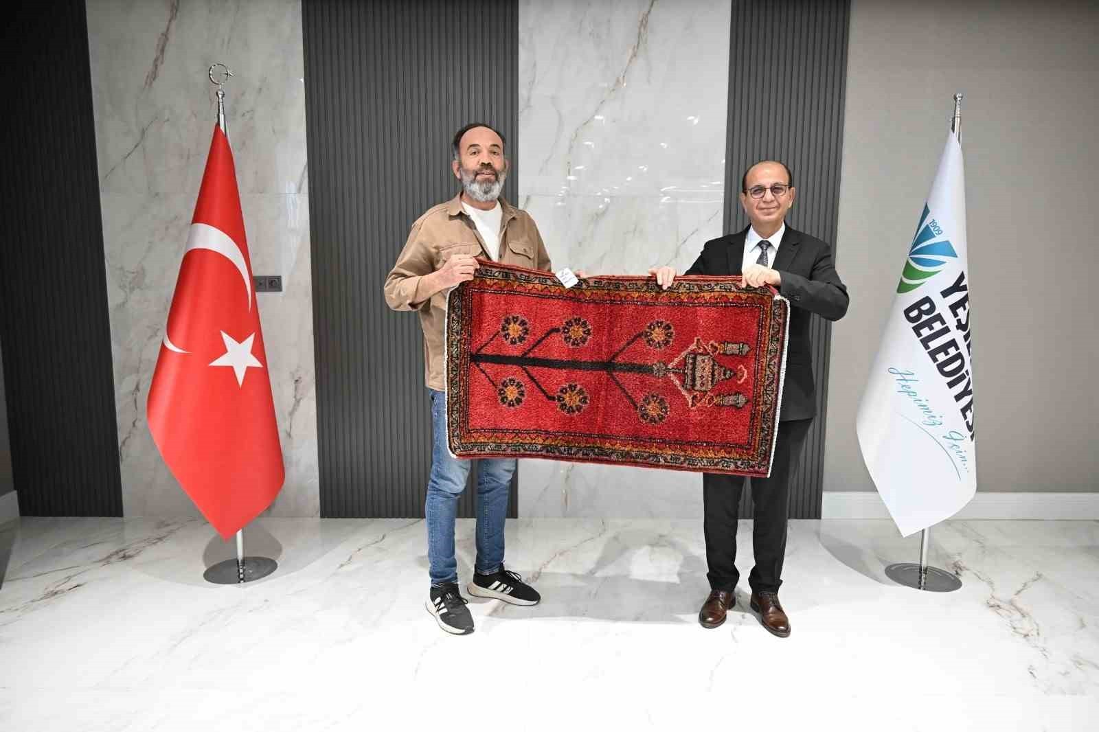 "Gençlik ve Ailem" konulu kısa film yarışması konukları, Başkan Geçit ile bir araya geldi