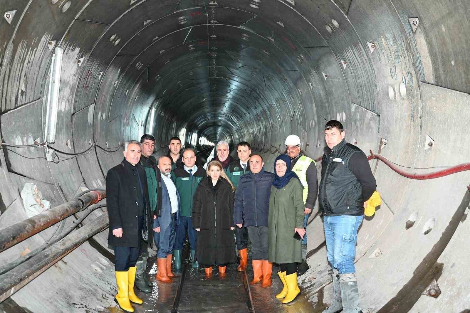 Deprem yaraları sarılırken su altyapısı güçleniyor