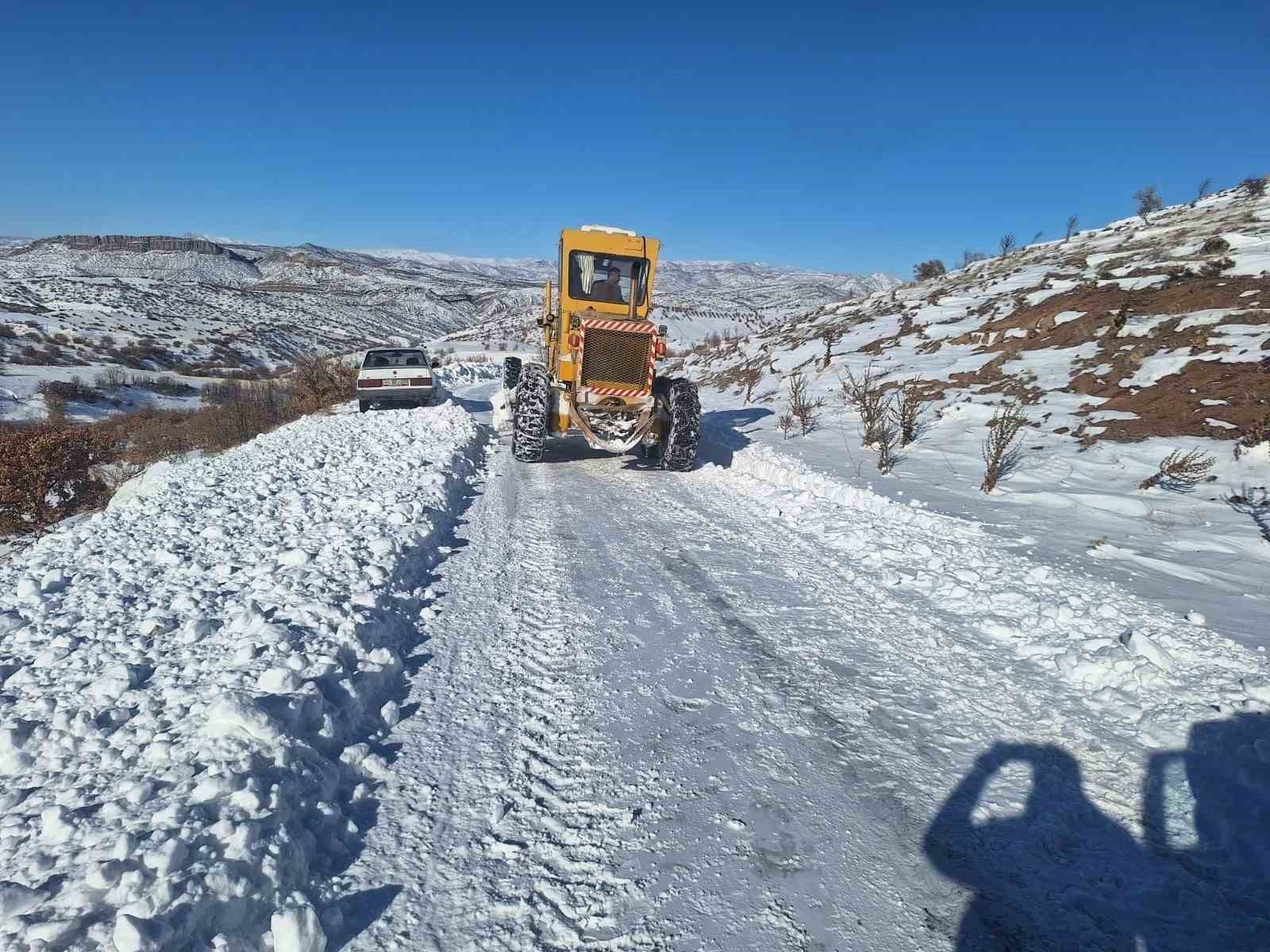 Malatya'da kapanan 117 Mahalle yolu ulaşıma açıldı