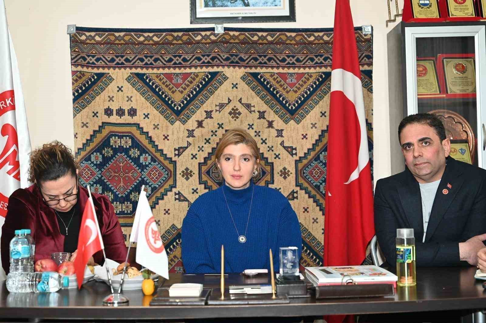 Milletvekili Ölmeztoprak'tan mahalle mahalle yerinde istişare