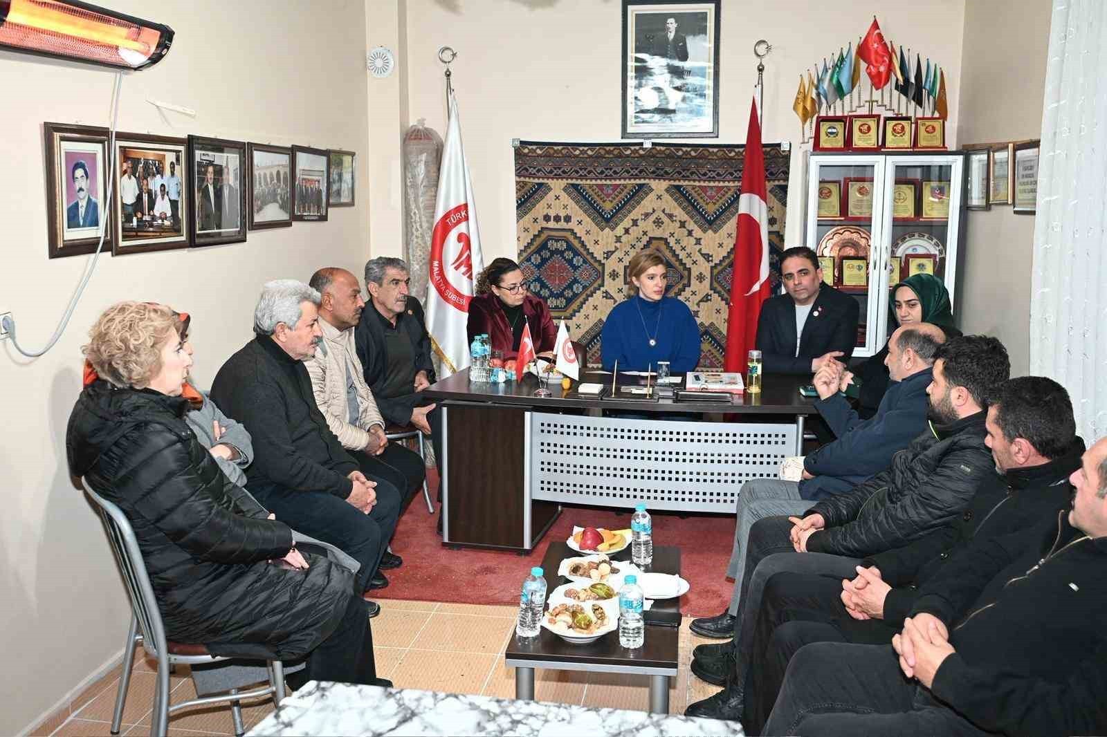 Milletvekili Ölmeztoprak'tan mahalle mahalle yerinde istişare