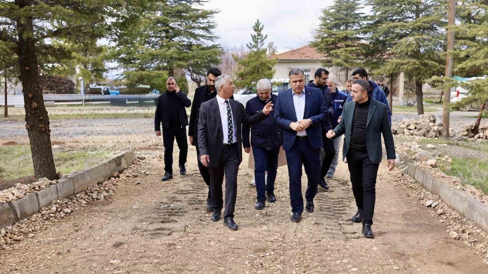 Akçadağ'a yeni mezarlık alanı kazandırılıyor