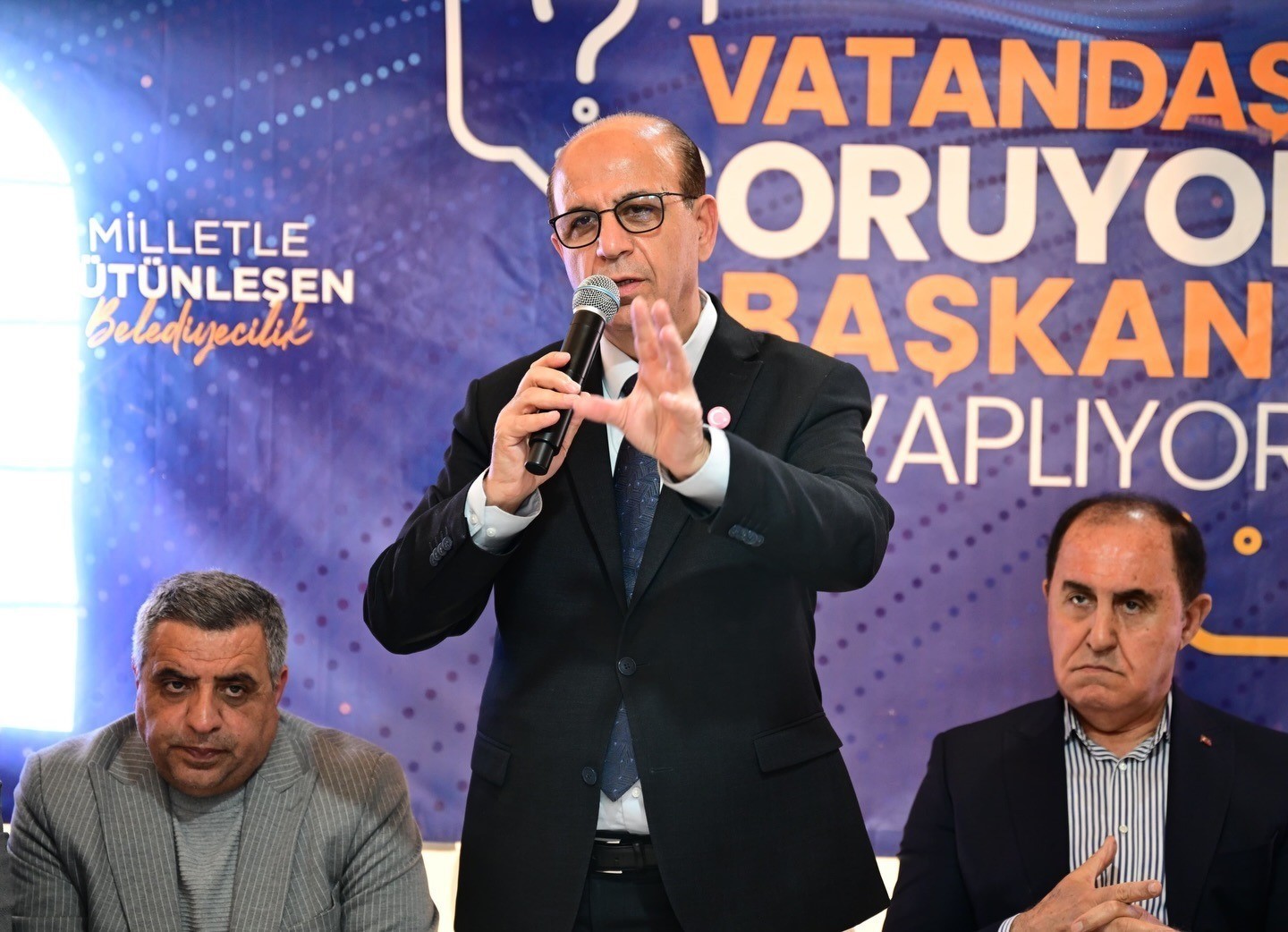 Başkan Geçit, Aşağıbağlar'da vatandaşların taleplerini dinledi