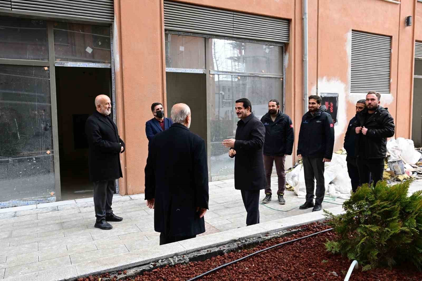 Başkan Taşkın, Akpınar Çarşı Merkezi'nde incelemelerde bulundu