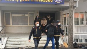 Torbacı operasyonu 3 tutuklama