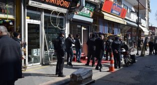 Malatya'da İki Komşu Esnafın Silahlı Kavgasında Kan Aktı: 1 Yaralı