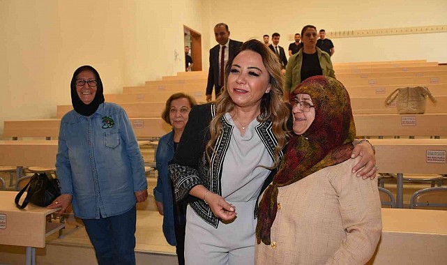 Tazelenme Üniversitesi'nde ilk ders heyecanı yaşandı