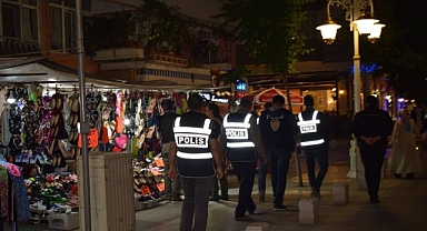 Malatya Polisi Araması Bulunan 14 Şahsı Gözaltına Aldı