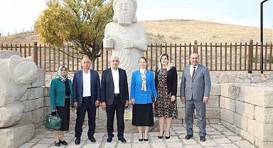 Milletvekili Derya Bakbak, Arslantepe'ye Hayran Kaldı