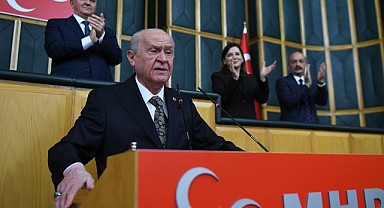 Devlet Bahçeli;  "Ölünüzü, dirinizi, her gün birinizi, bir gün hepinizi müstahak olduğunuz sonuçlarla billahi yüzleştireceğiz"