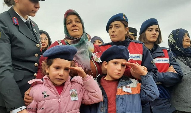 Şehit Piyade Sözleşmeli Er Mehmet Demir Son Yolculuğuna Uğurlandı